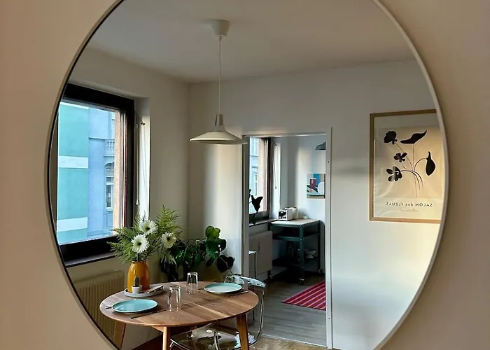 Zentrale Wohnung Mit Parkplatz