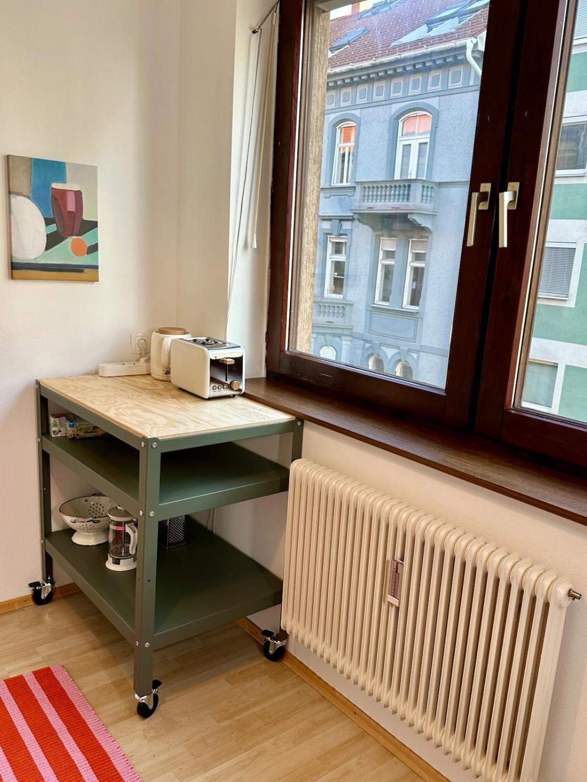 Zentrale Mit Parkplatz Apartment
