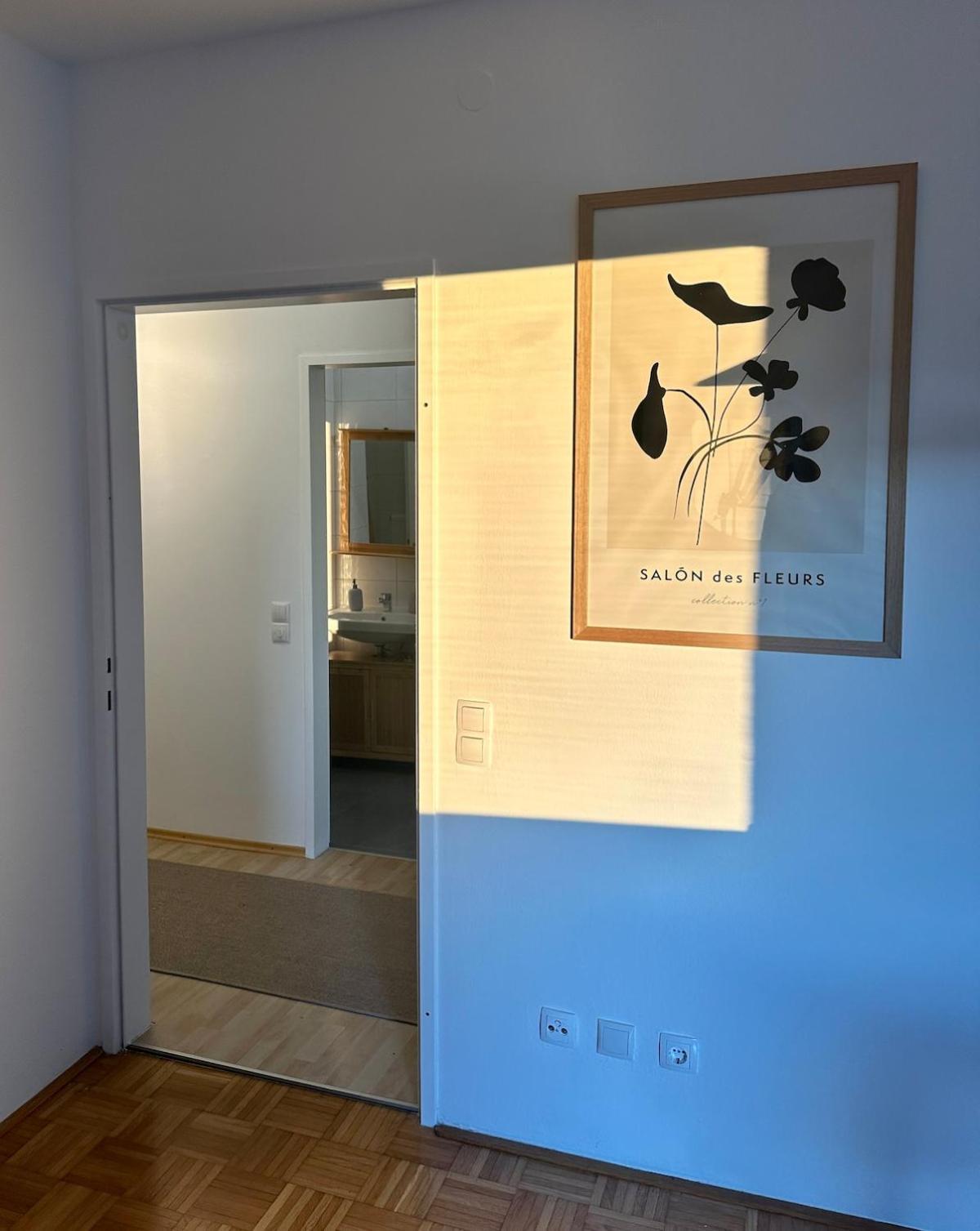 Apartment Zentrale Mit Parkplatz Graz