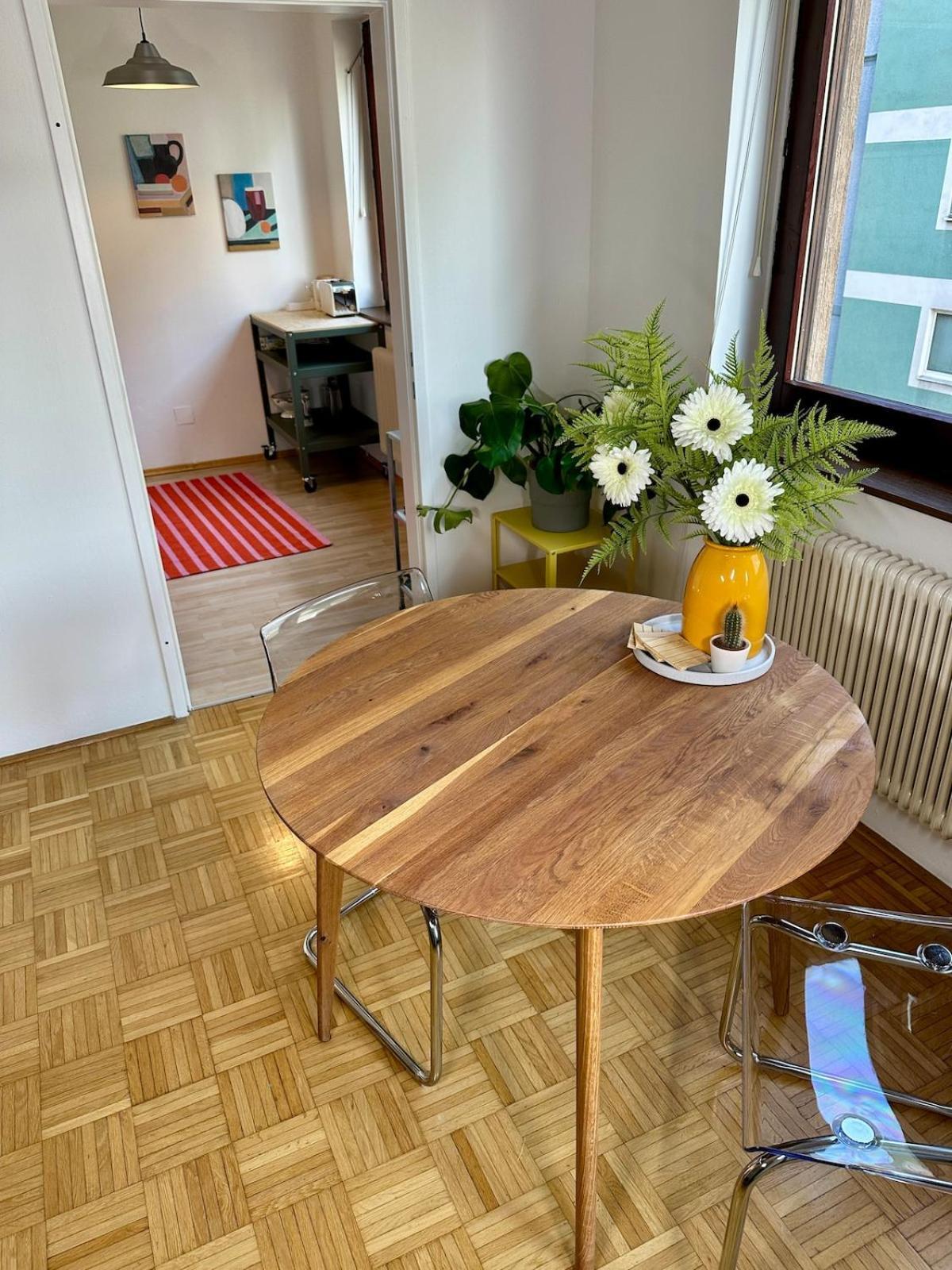 Zentrale Mit Parkplatz Apartment Graz